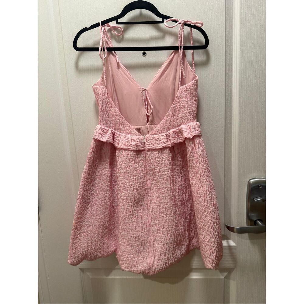 Frolic Pink Textured Tie-Strap Mini Dress Feminine Summer Style size 6  Preloved - Picture 4 of 6